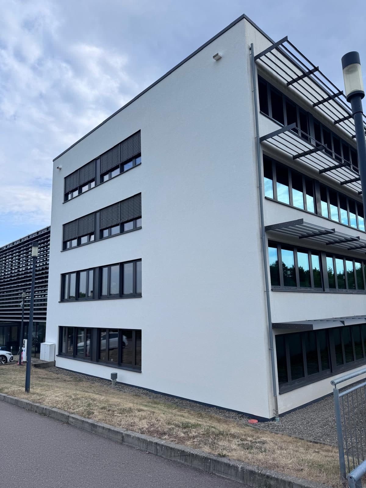 Immeuble de bureaux, après intervention de T2S LUX
