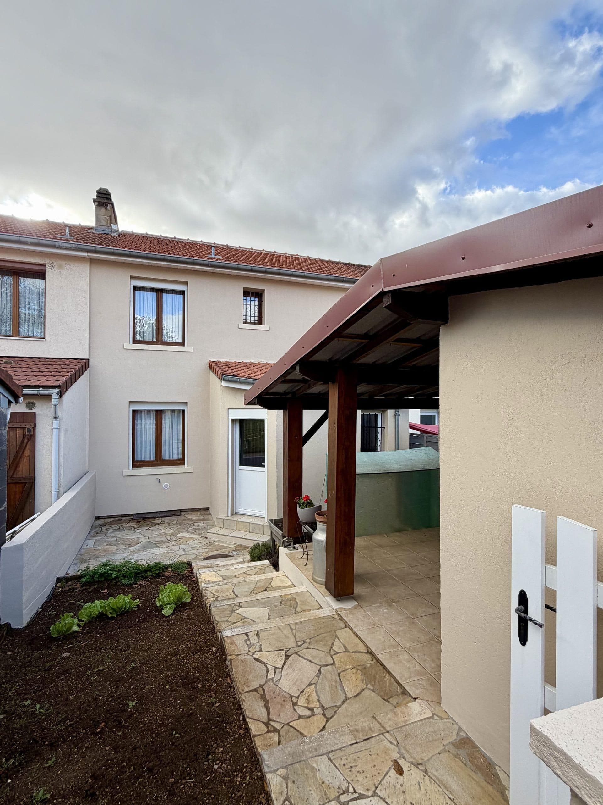 Maison avec véranda, après intervention de T2S LUX