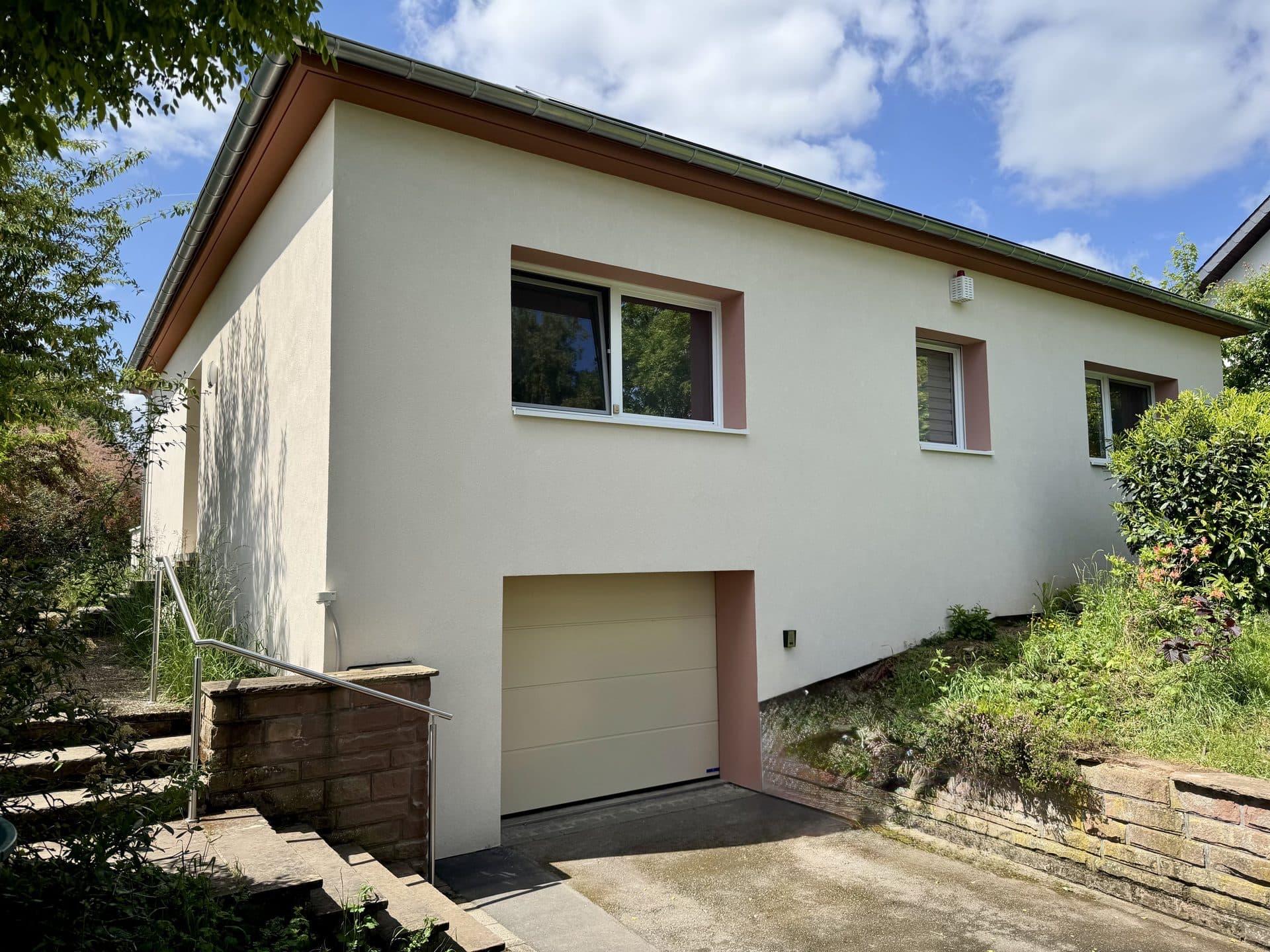 Maison à toiture-terrasse, après intervention de T2S LUX