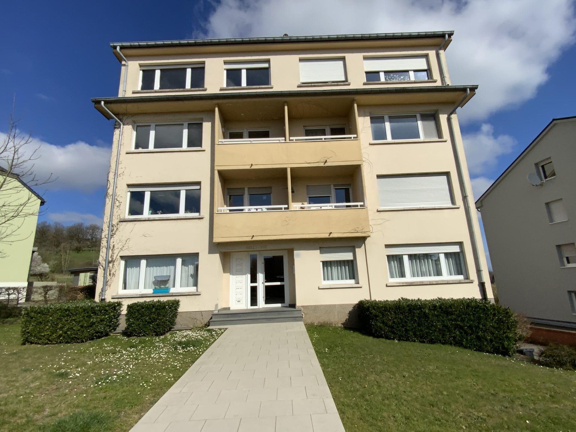 Résidence de quatre étages, détail de finition